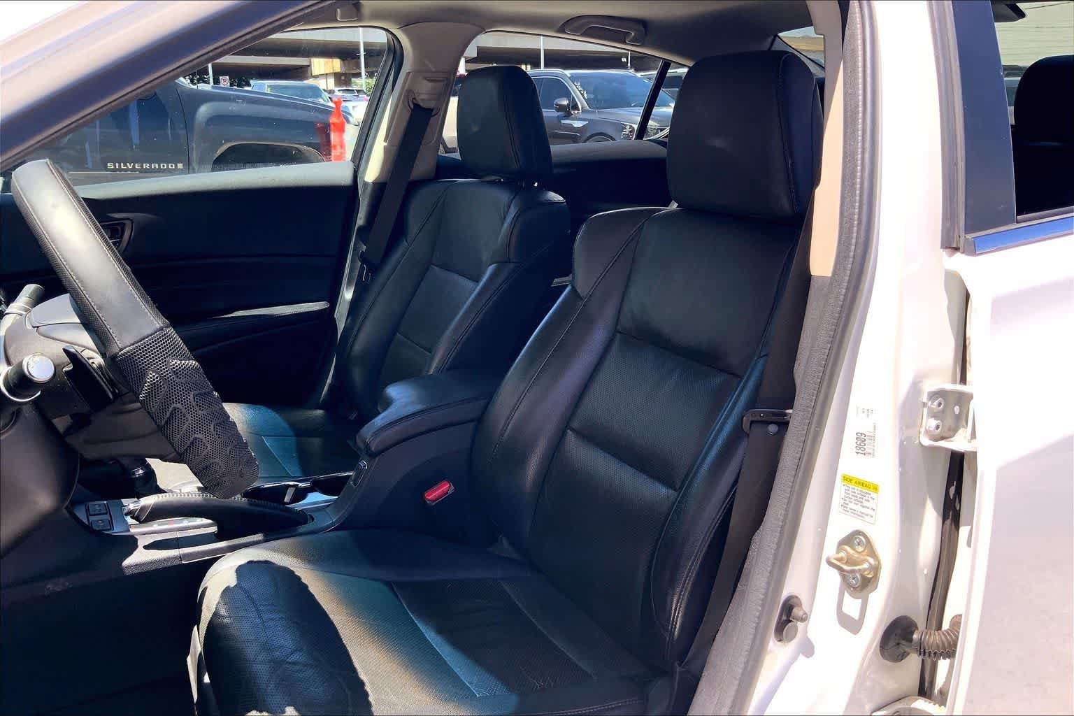 Used 2014 Acura ILX FWD image 11