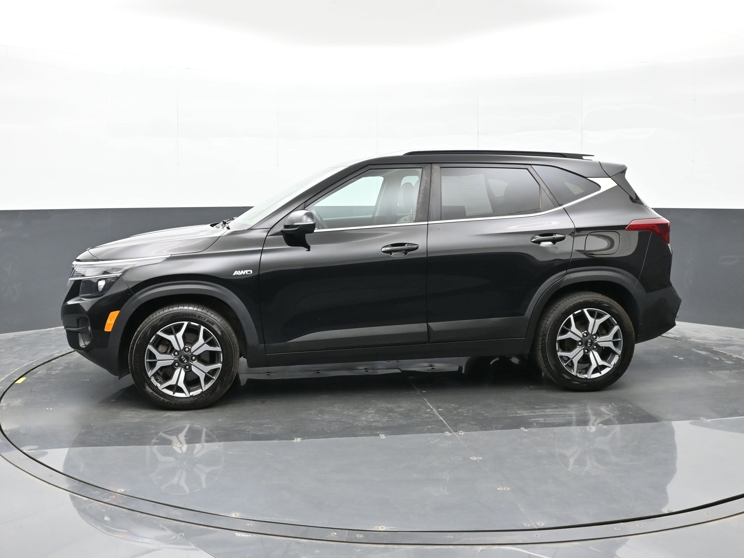 Used 2021 Kia Seltos EX AWD/4WD image 9