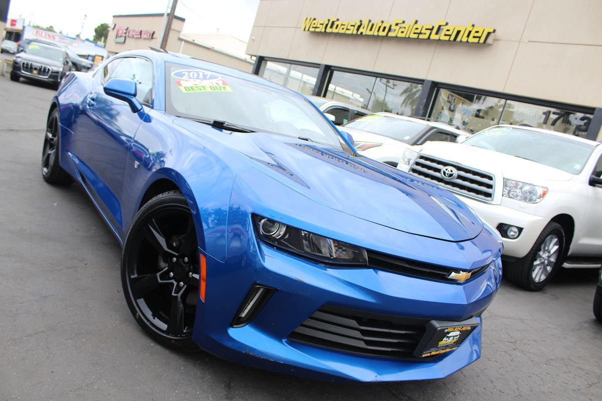 Used 2017 Chevrolet Camaro LT RWD image 35