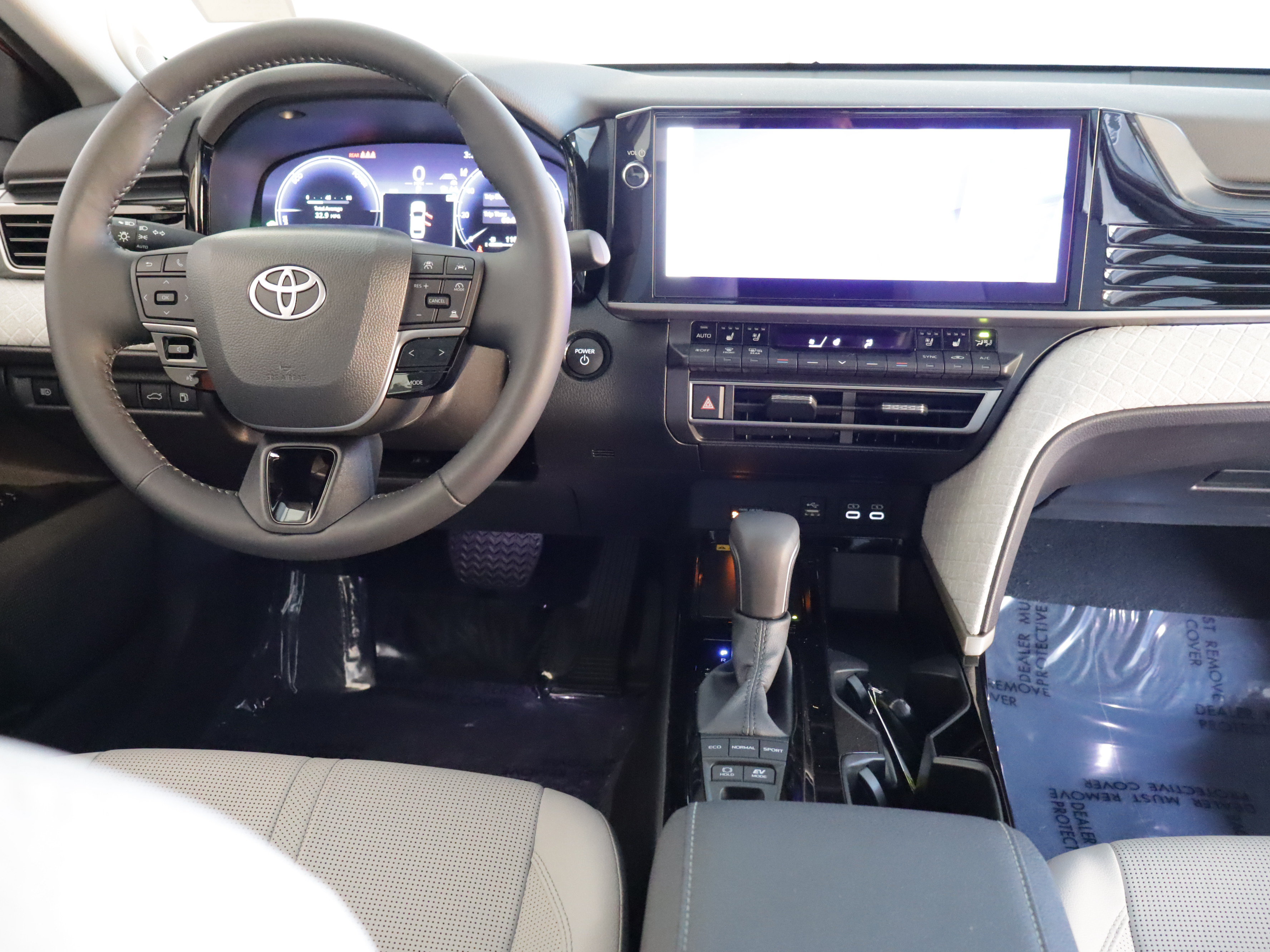 Used 2026 Toyota Camry XLE w/ Premium Package AWD/4WD image 2