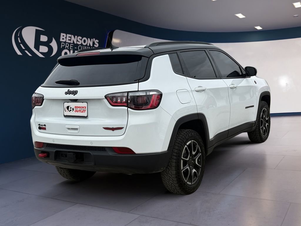 Used 2025 Jeep Compass Trailhawk w/ Trailer Tow Group image 5