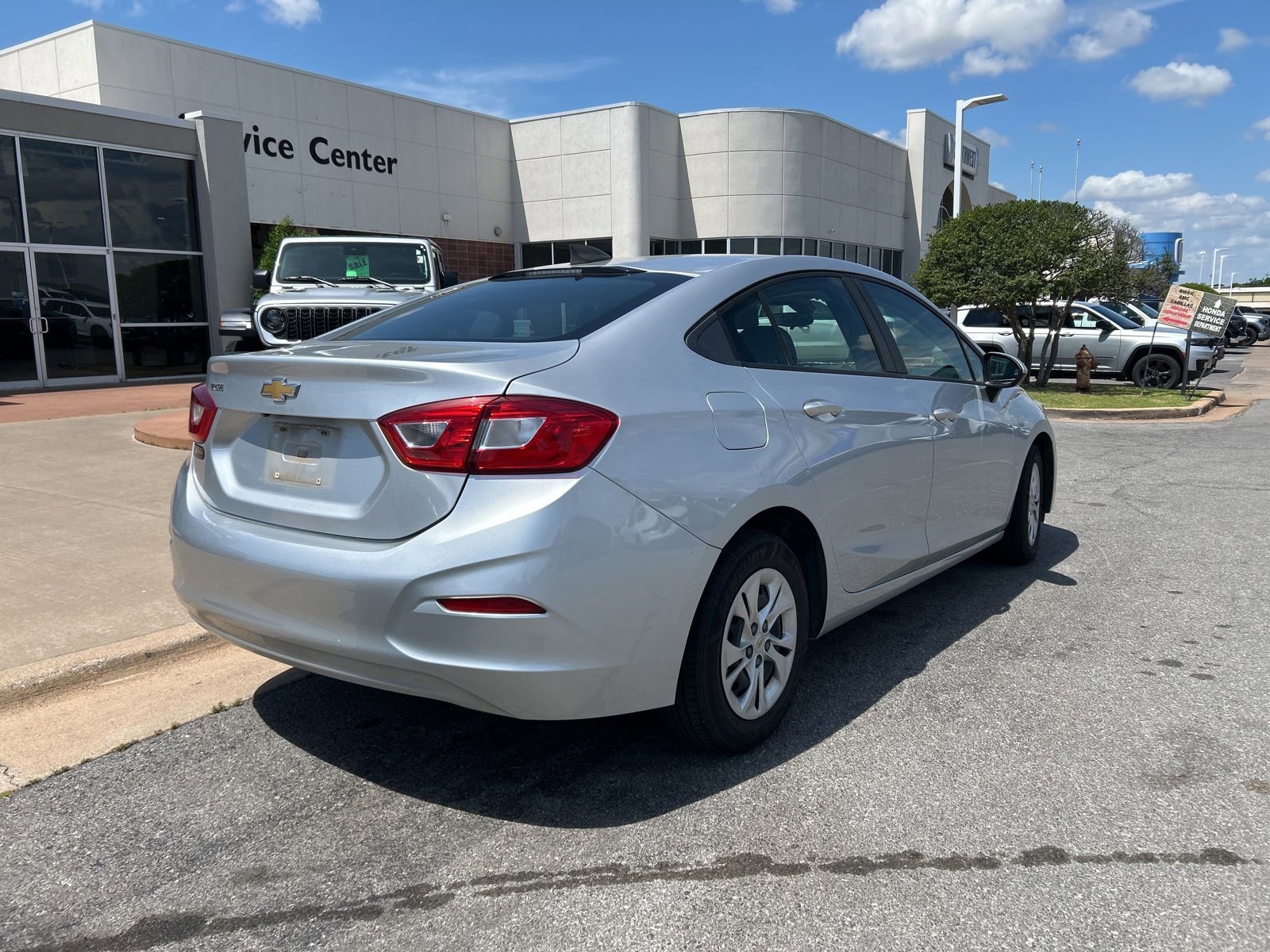Used 2019 Chevrolet Cruze LS FWD image 5