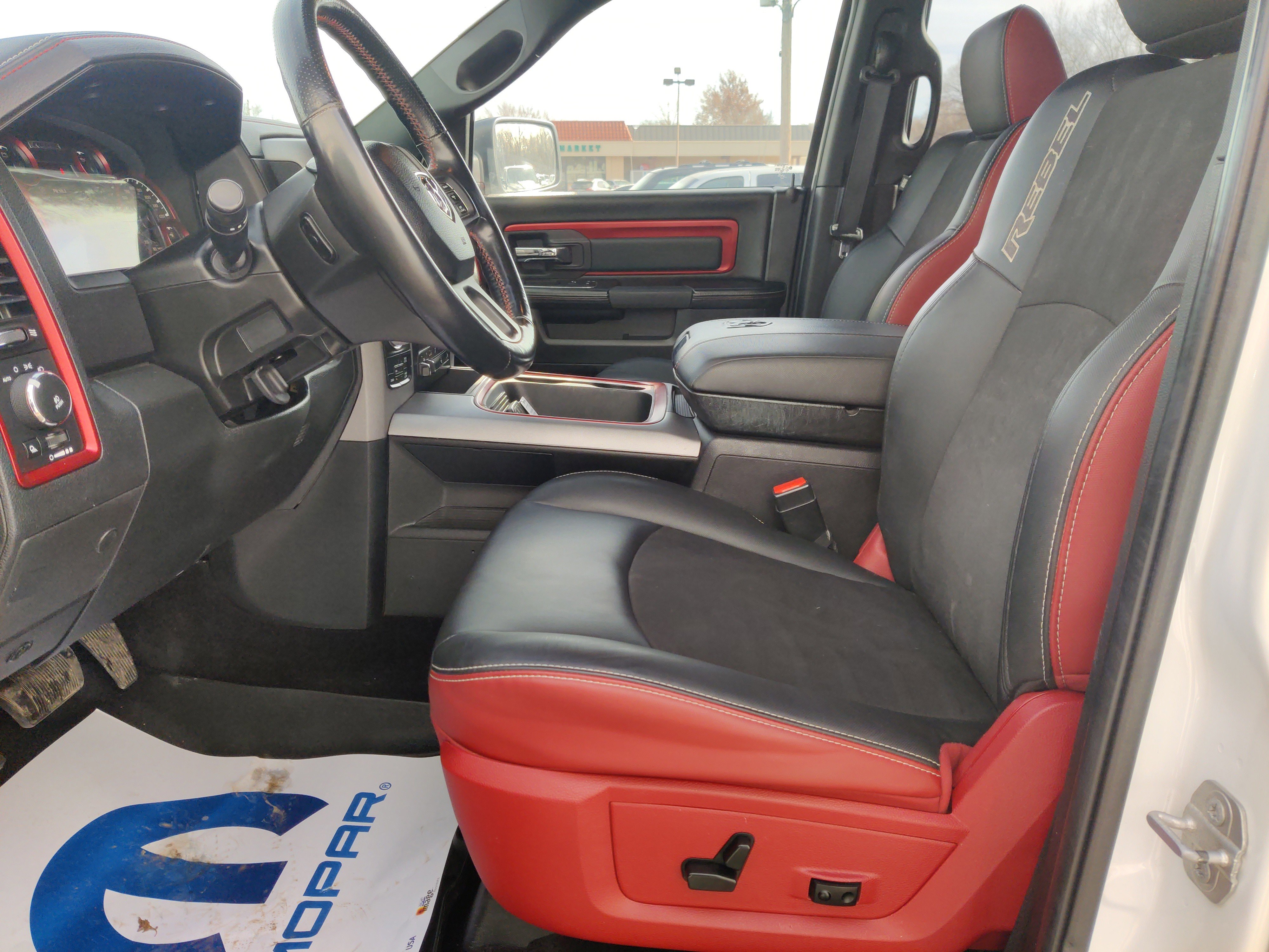 Used 2016 RAM 1500 Rebel w/ Luxury Group image 18