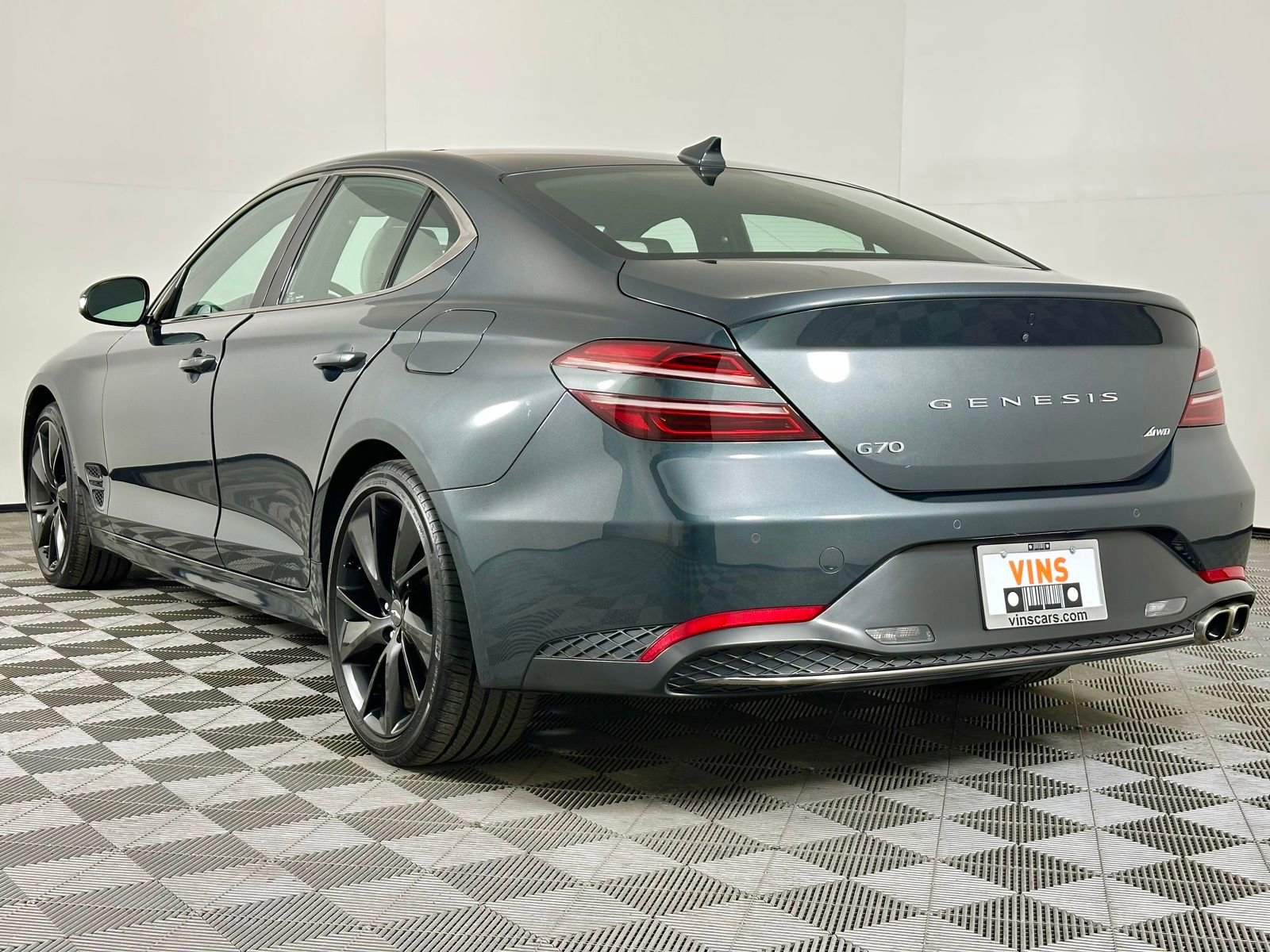 Used 2023 Genesis G70 2.0T w/ Sport Prestige Package image 35