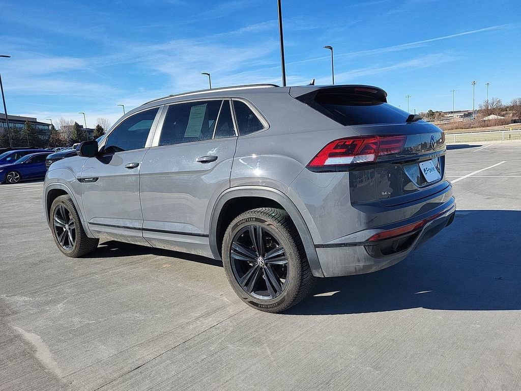 Used 2022 Volkswagen Atlas Cross Sport SEL R-Line image 6