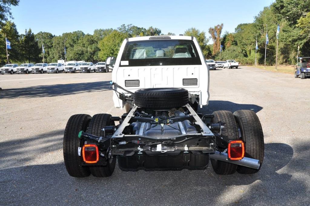 New 2026 Ford F350 XL image 3