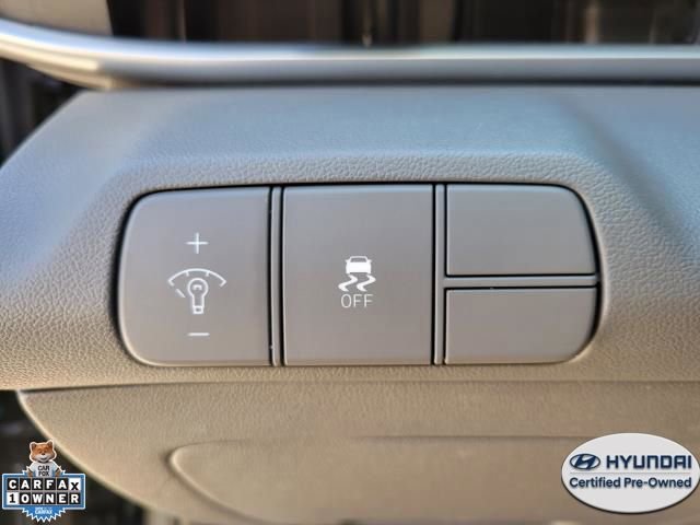 Used 2025 Hyundai Elantra SEL FWD image 18