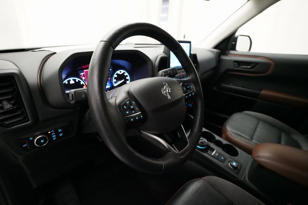 Used 2022 Ford Bronco Sport Outer Banks image 8