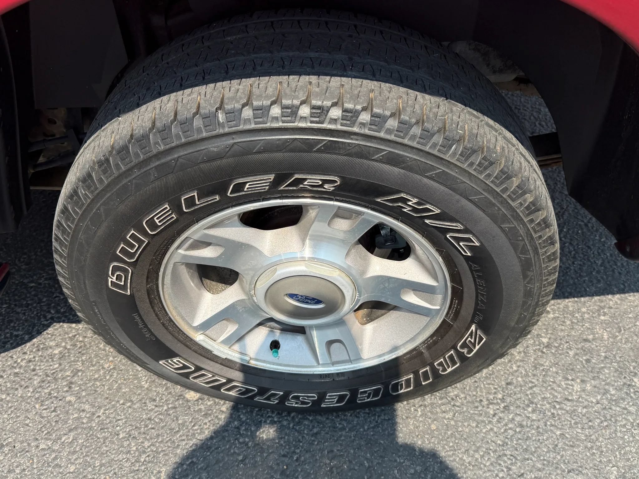 Used 2004 Ford Explorer Sport Trac XLT AWD/4WD image 18