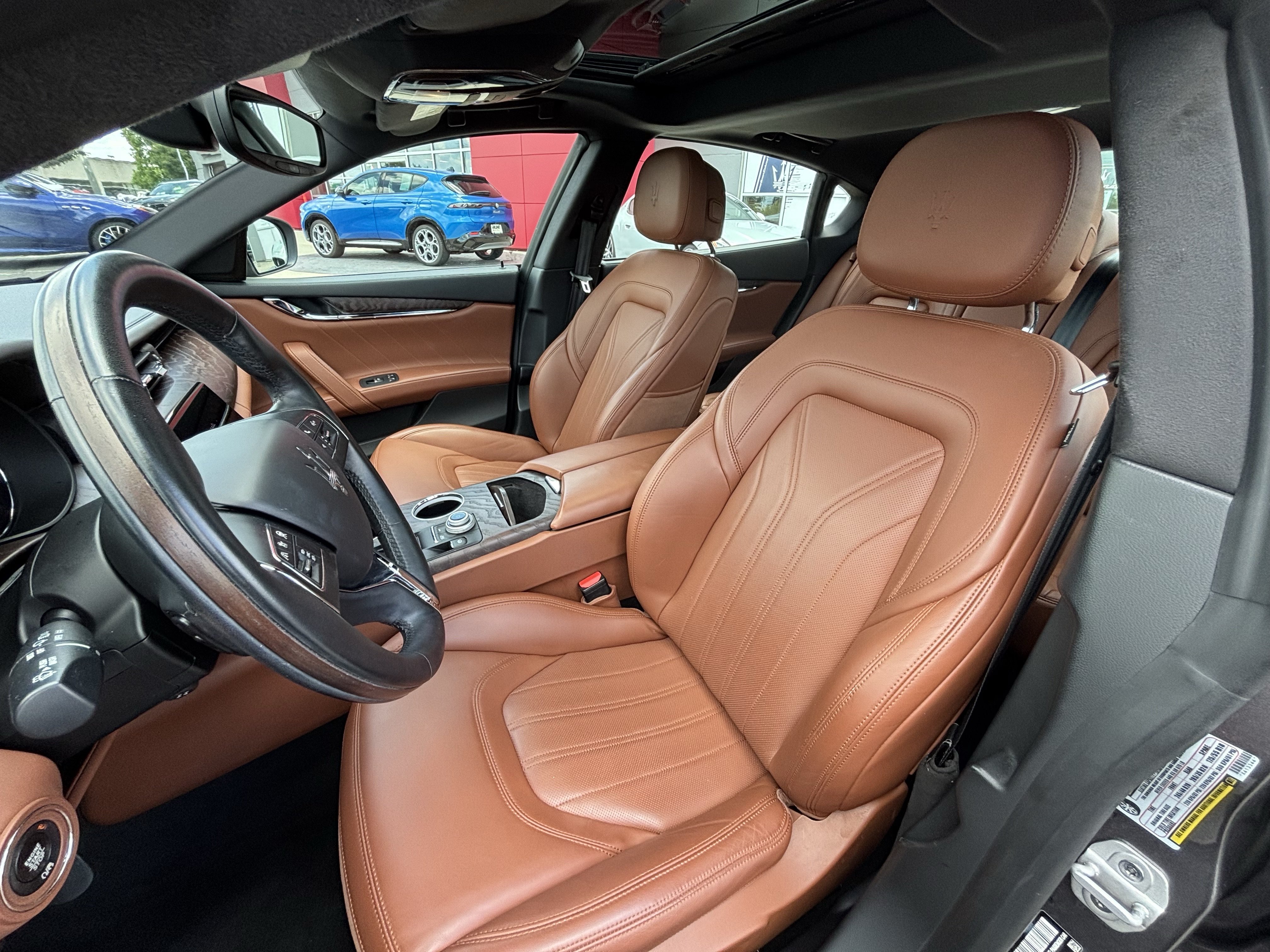 Used 2023 Maserati Quattroporte GT RWD image 25