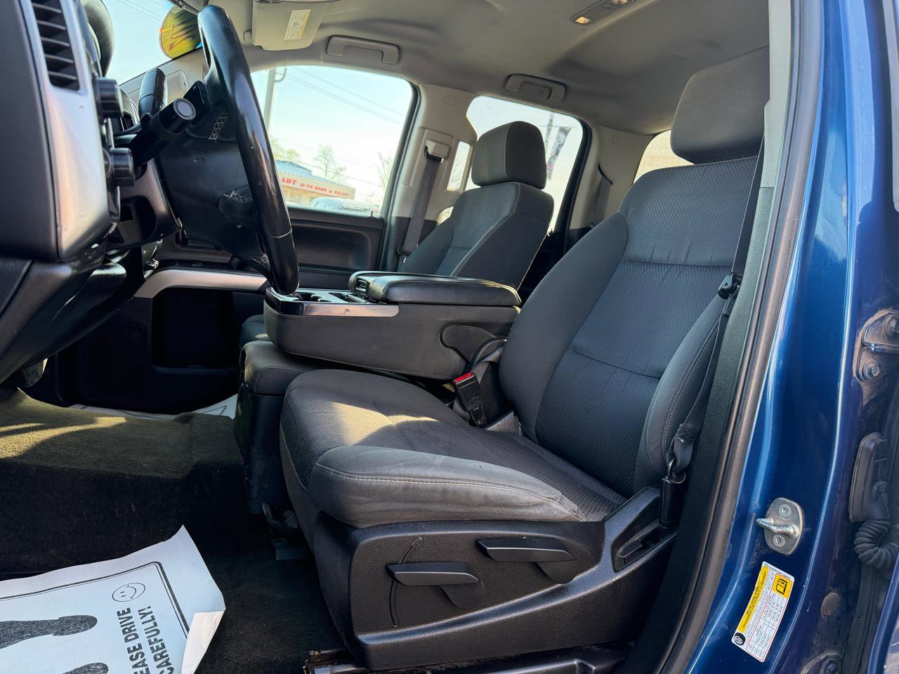 Used 2017 Chevrolet Silverado 1500 LT AWD/4WD image 9