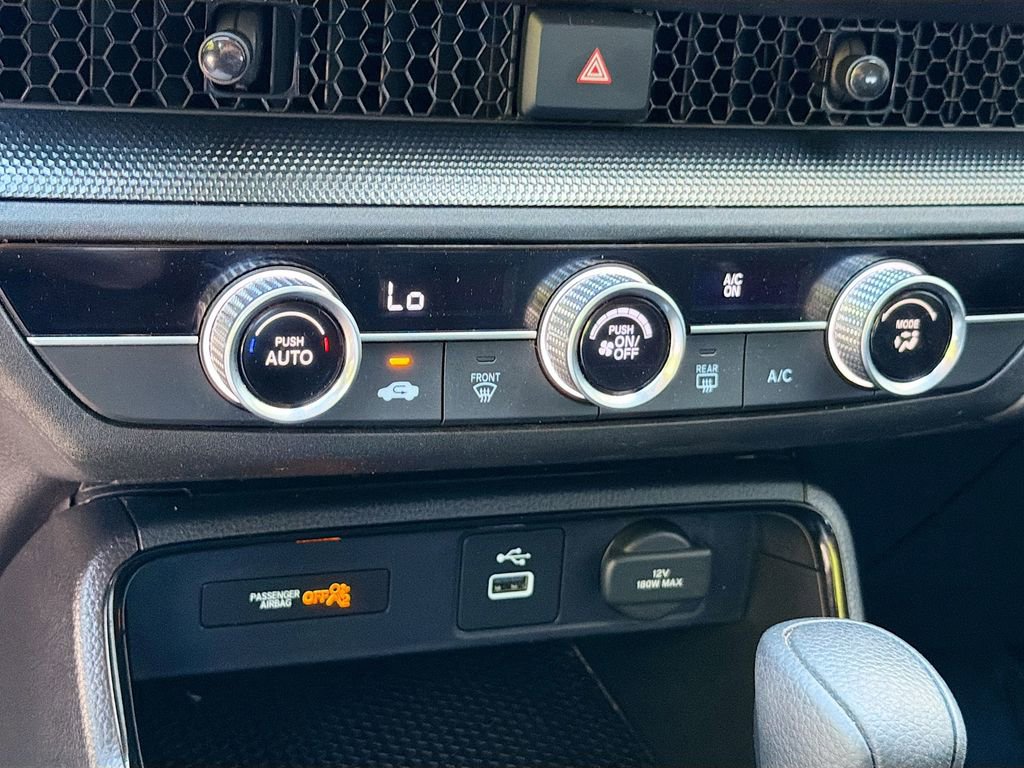 Used 2023 Honda CR-V LX image 12