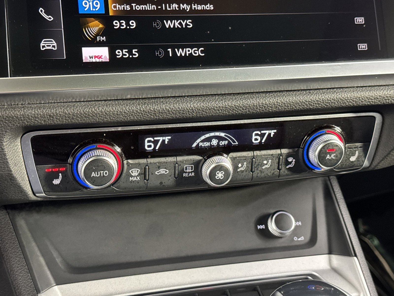 Used 2025 Audi Q3 2.0T Premium image 25