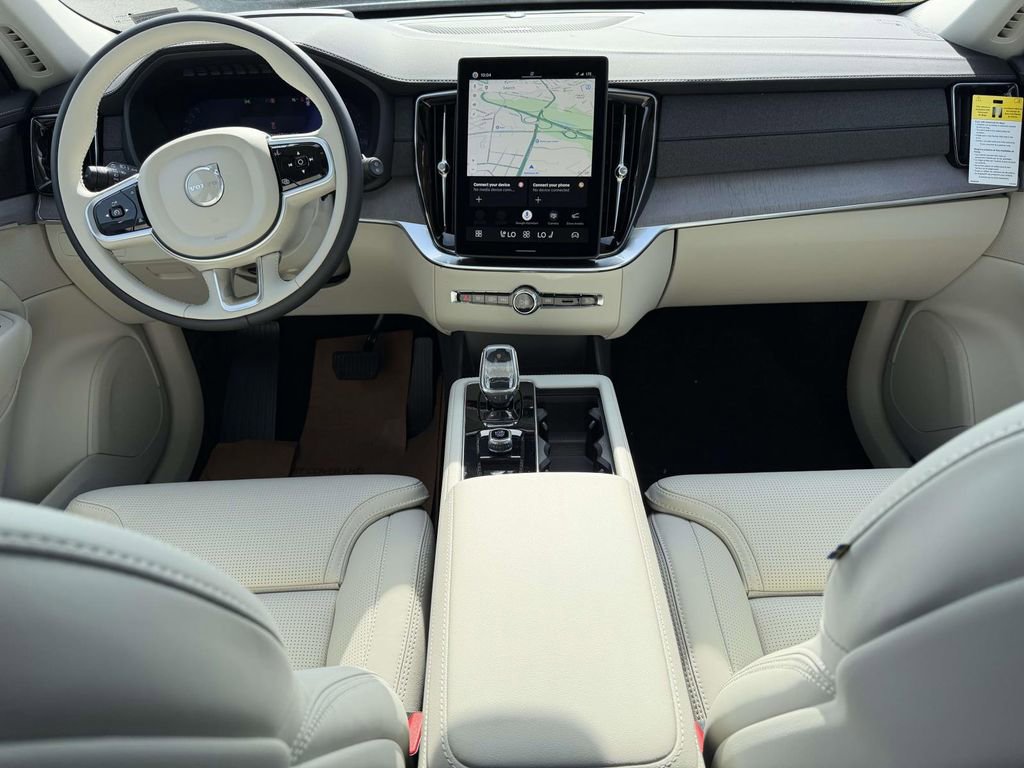 New 2026 Volvo XC90 B5 Ultra w/ Protection Package Premier AWD/4WD image 2
