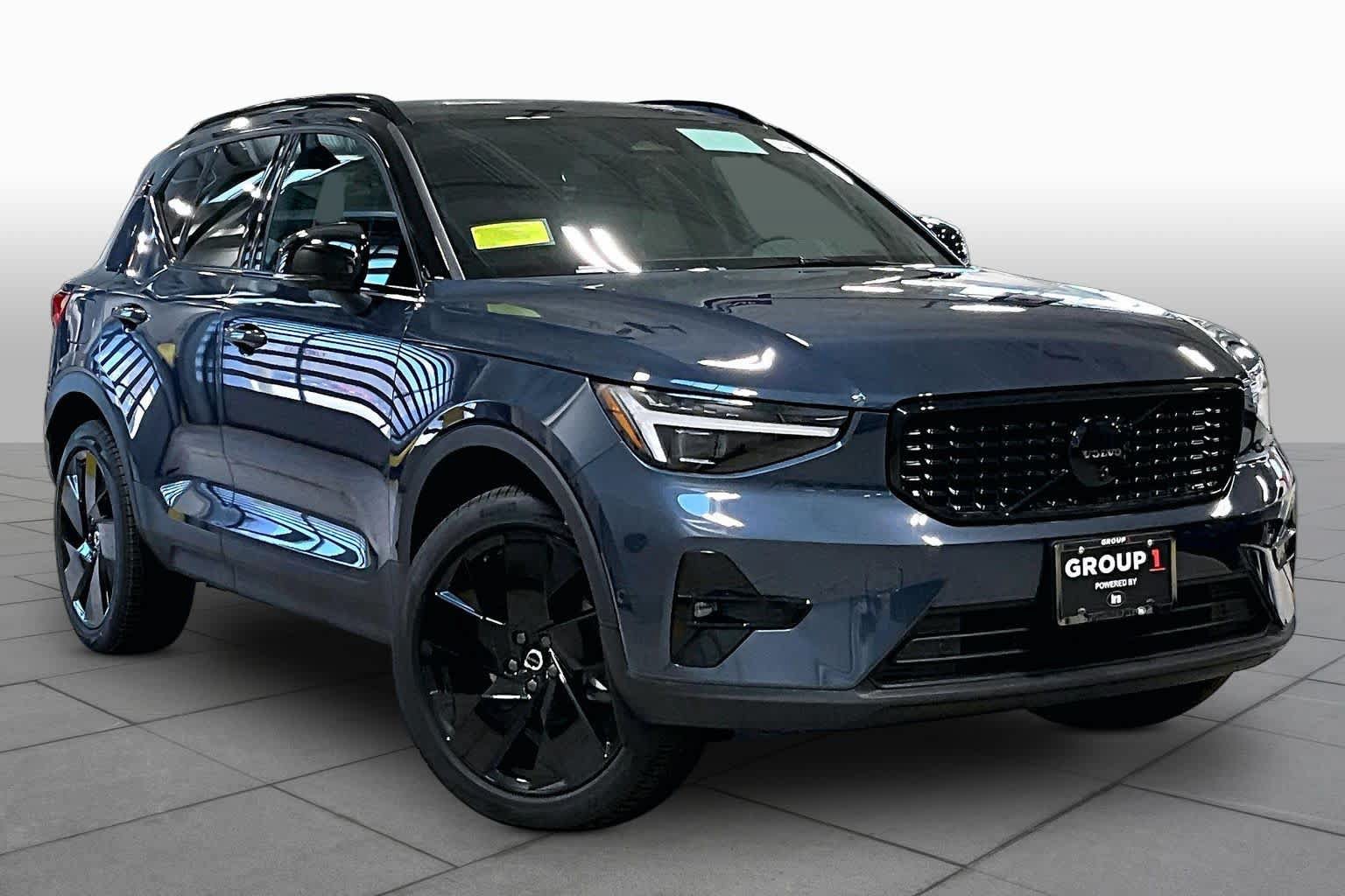 New 2026 Volvo XC40 B5 Ultra w/ Protection Package Premier AWD/4WD image 17