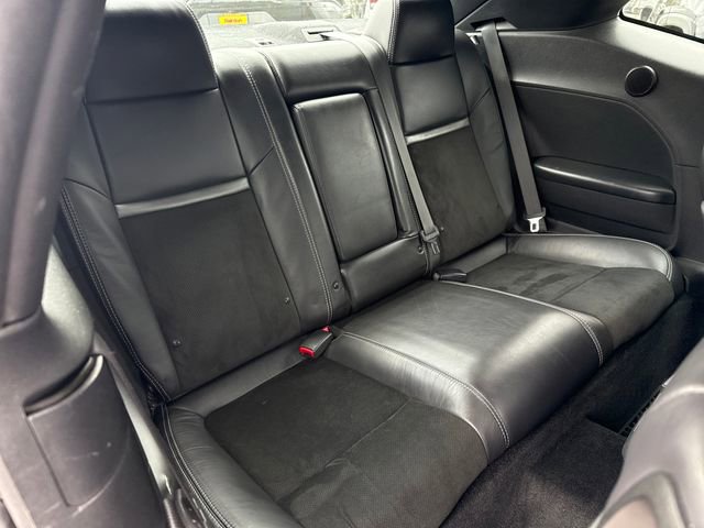 Used 2014 Dodge Challenger R/T image 10