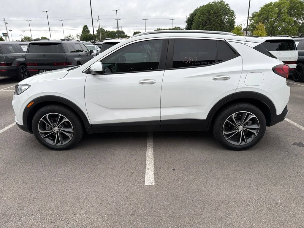 Used 2022 Buick Encore GX Select FWD image 12