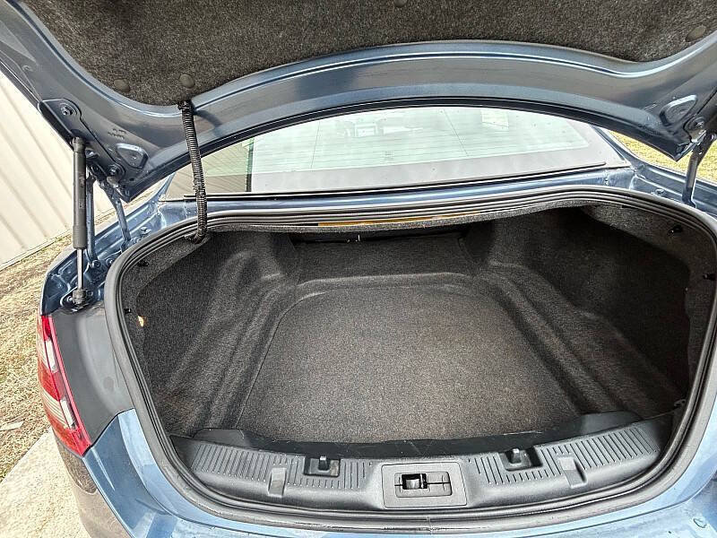 Used 2018 Ford Taurus SHO AWD/4WD image 14
