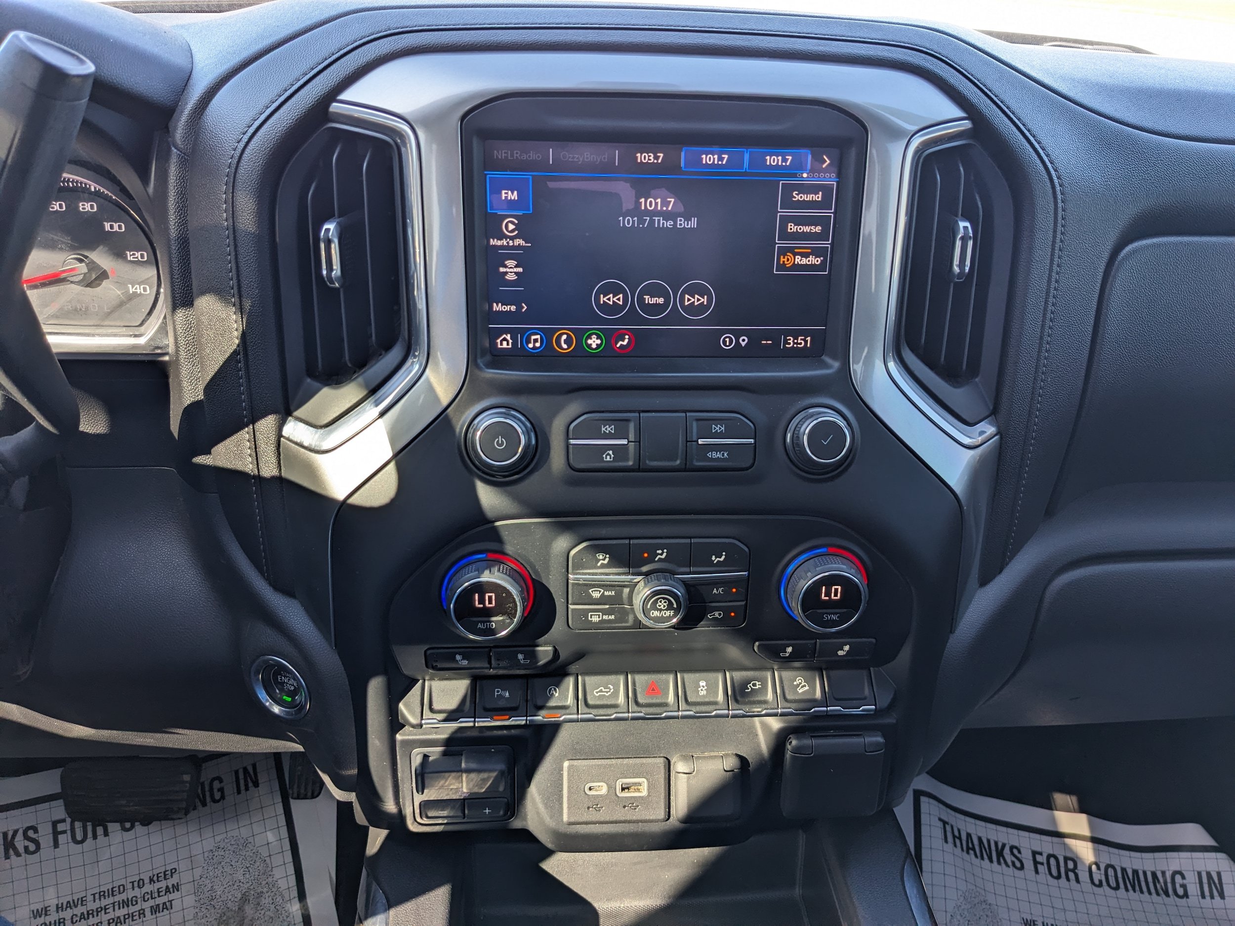 Used 2021 Chevrolet Silverado 1500 LT Trail Boss w/ Convenience Package II AWD/4WD image 17