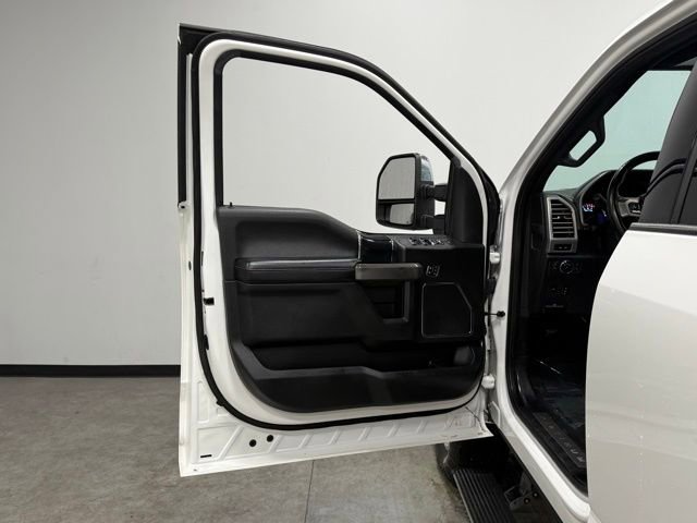 Used 2020 Ford F250 Platinum w/ FX4 Off-Road Package image 14