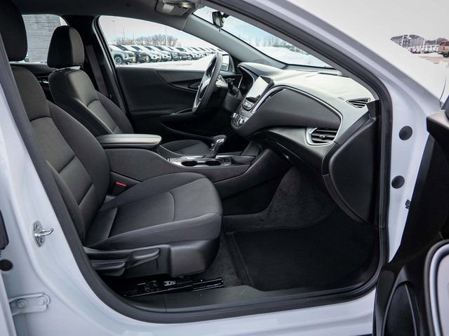 Used 2025 Chevrolet Malibu LT image 15