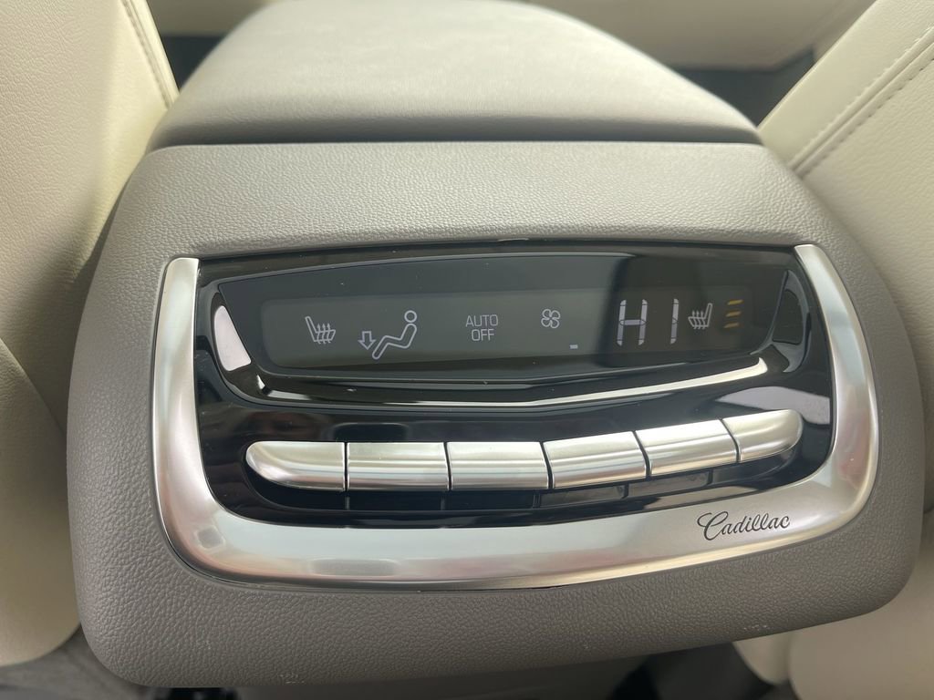 Used 2024 Cadillac XT6 Premium Luxury w/ LPO, Floor Liner Package image 41