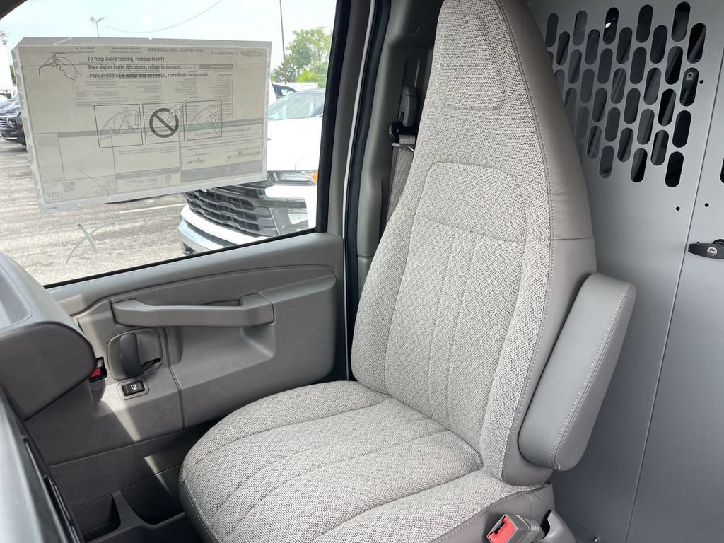 New 2025 Chevrolet Express 2500 w/ Driver Convenience Package RWD image 17
