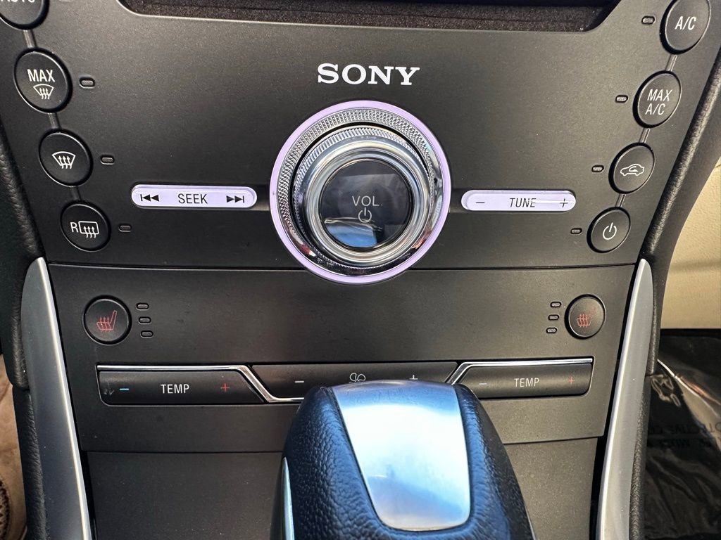 Used 2018 Ford Edge Titanium w/ Technology Package image 20