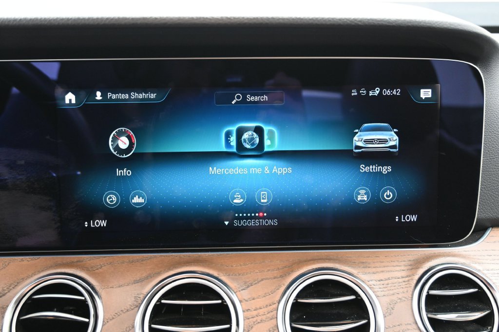 Used 2023 Mercedes-Benz E 350 4MATIC Sedan image 27
