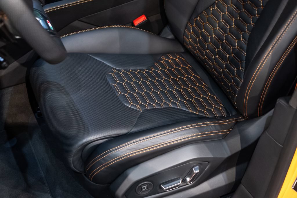 Used 2024 Lamborghini Urus S AWD/4WD image 27