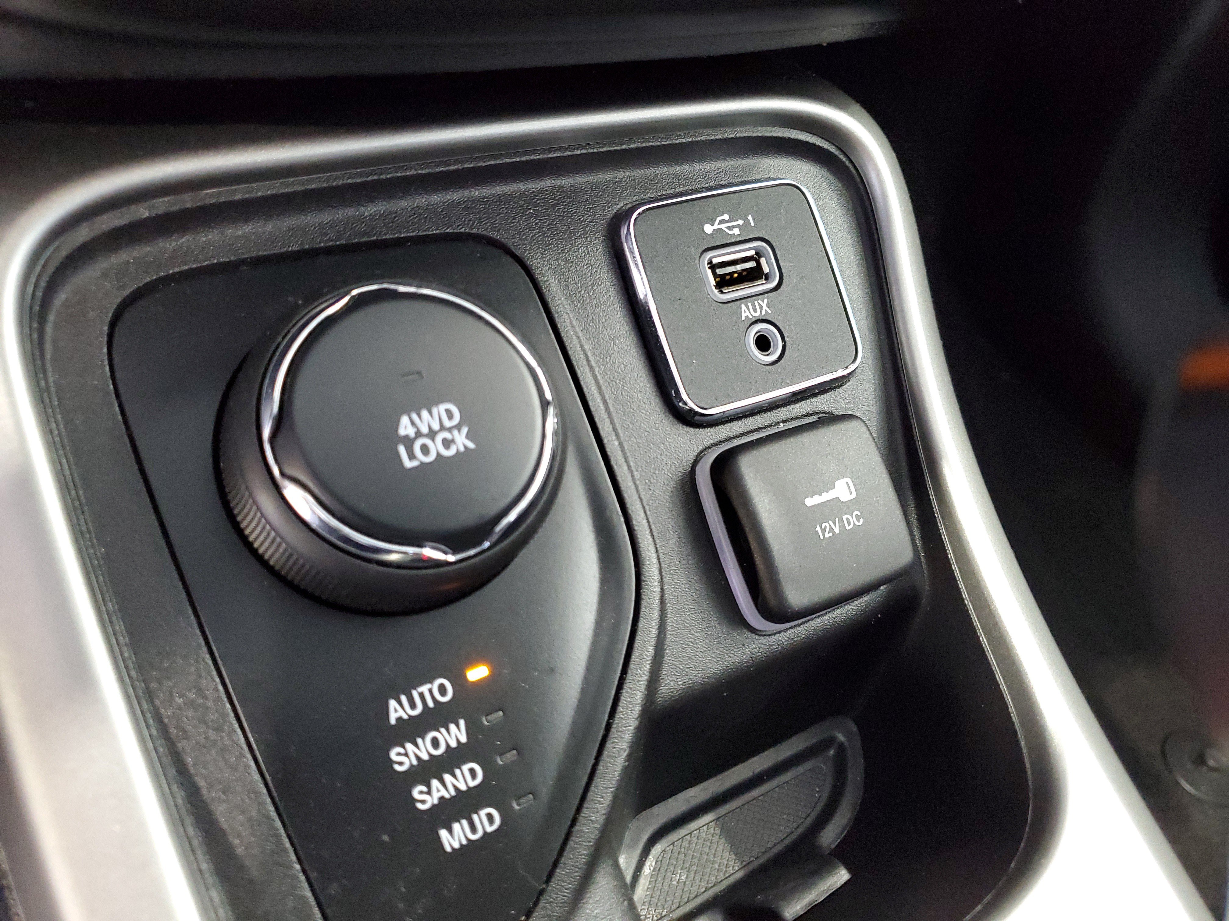 Used 2021 Jeep Compass Latitude AWD/4WD image 26