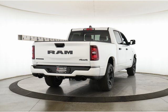 New 2026 RAM 1500 4x4 Crew Cab image 7