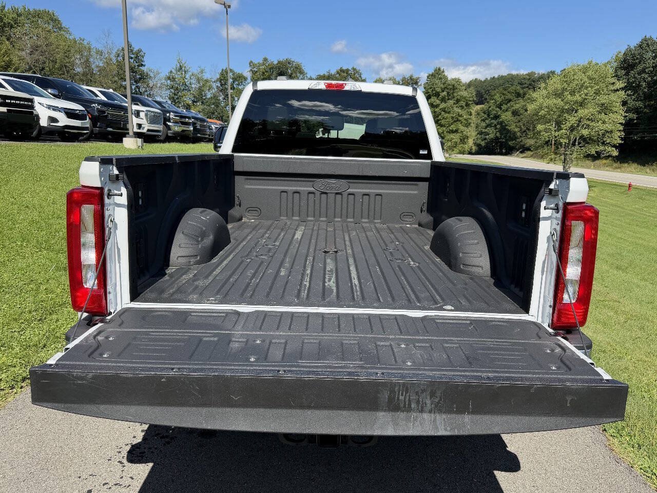 Used 2026 Ford F350 XLT AWD/4WD image 8