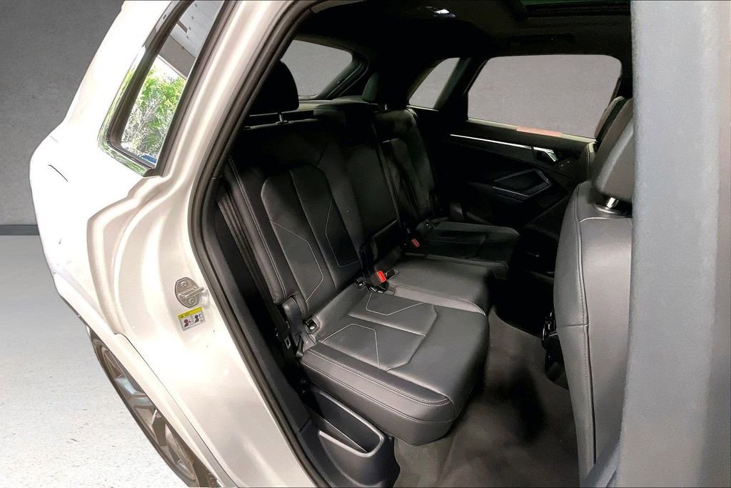 Used 2023 Audi Q3 2.0T Premium AWD/4WD image 25