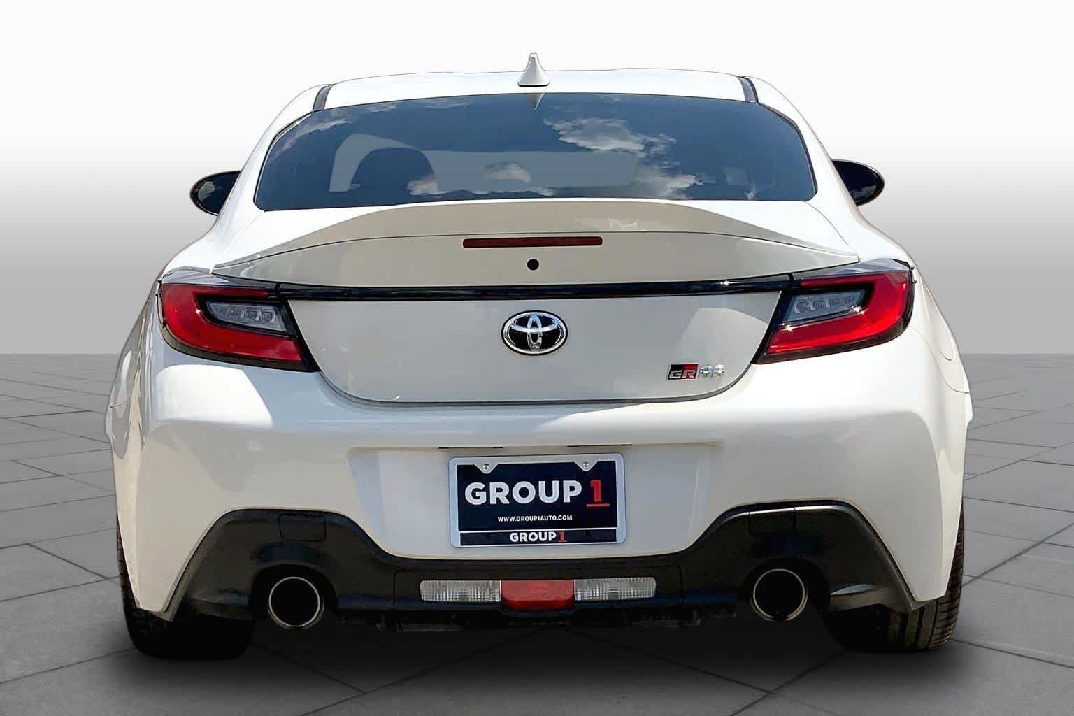 Used 2026 Toyota GR86 Premium RWD image 5