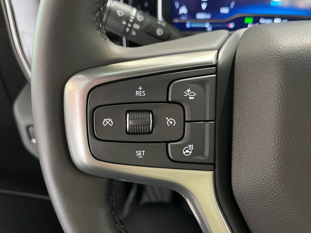 Used 2025 Chevrolet Silverado 2500 LTZ w/ LTZ Plus Package image 20