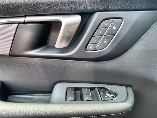 New 2026 Buick Enclave Sport Touring w/ Power Package FWD image 24