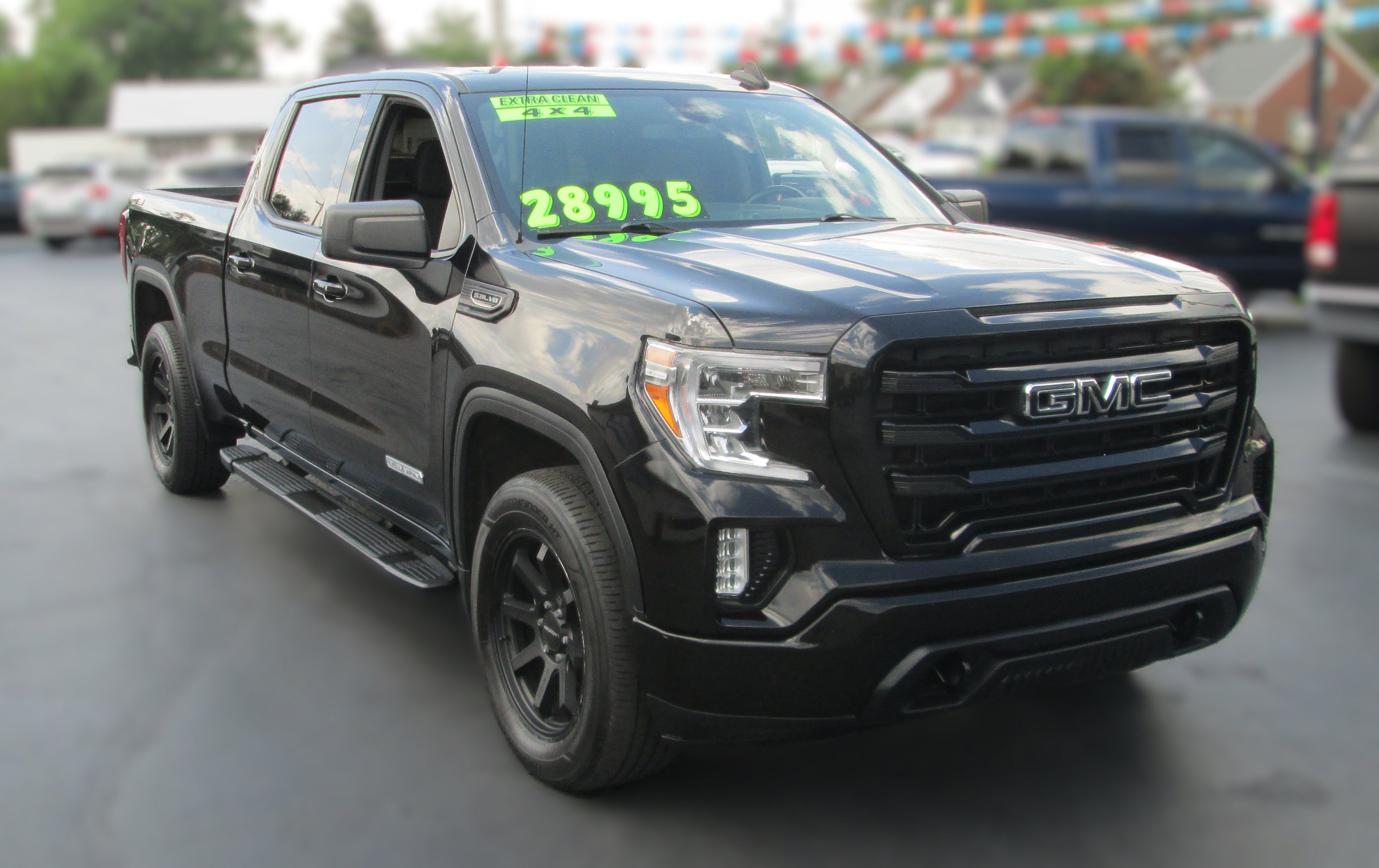 Used 2021 GMC Sierra 1500 Elevation w/ X31 Off-Road Package AWD/4WD image 1