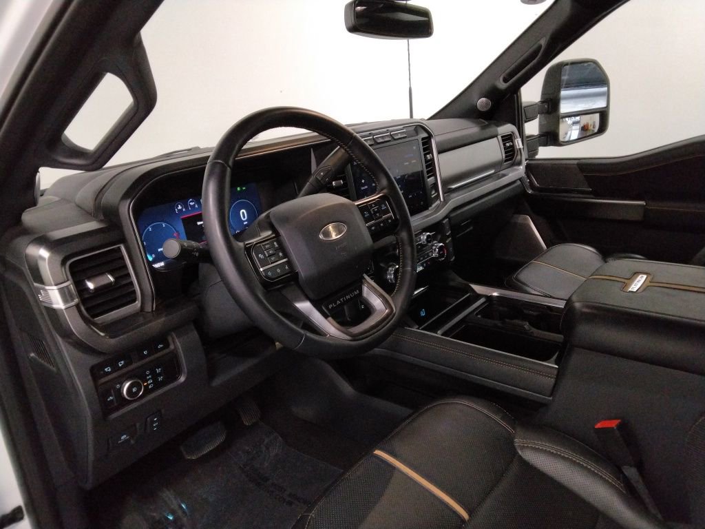 Used 2024 Ford F250 Platinum image 34