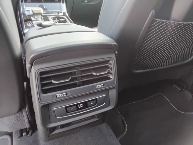 Used 2025 Audi Q7 3.0T Premium Plus AWD/4WD image 11