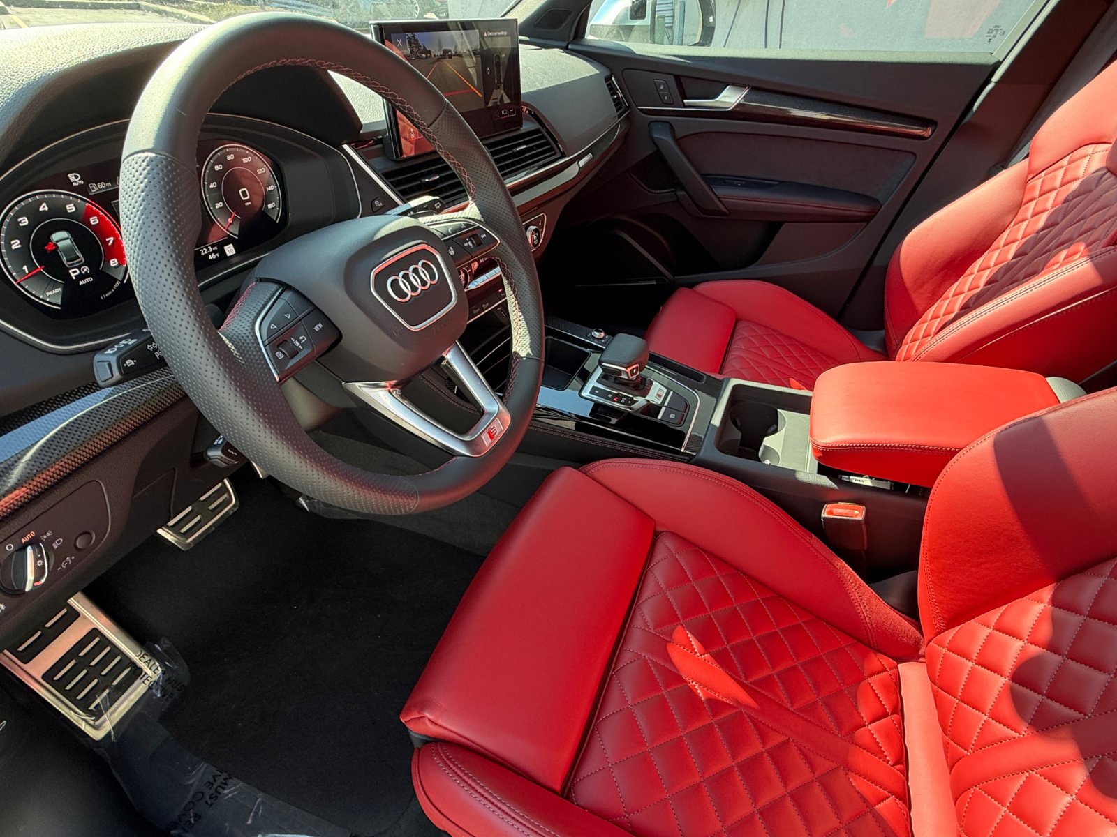 New 2025 Audi SQ5 Premium Plus AWD/4WD image 4