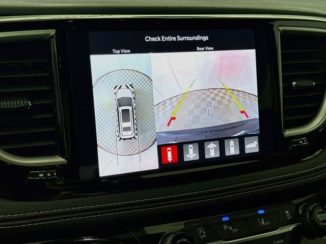 Used 2026 Chrysler Pacifica Select AWD/4WD image 13