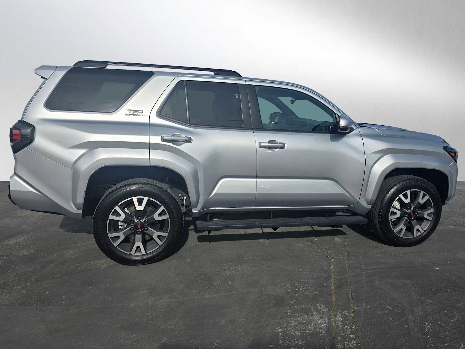Used 2025 Toyota 4Runner TRD Sport image 2