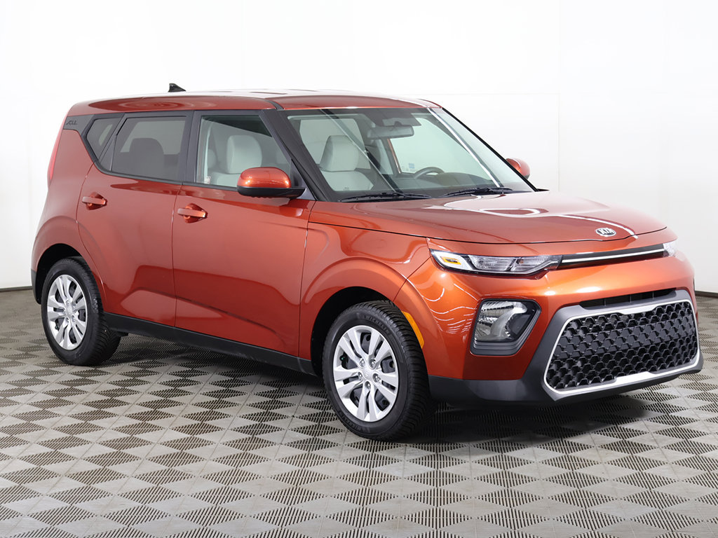 Used 2021 Kia Soul LX FWD image 2