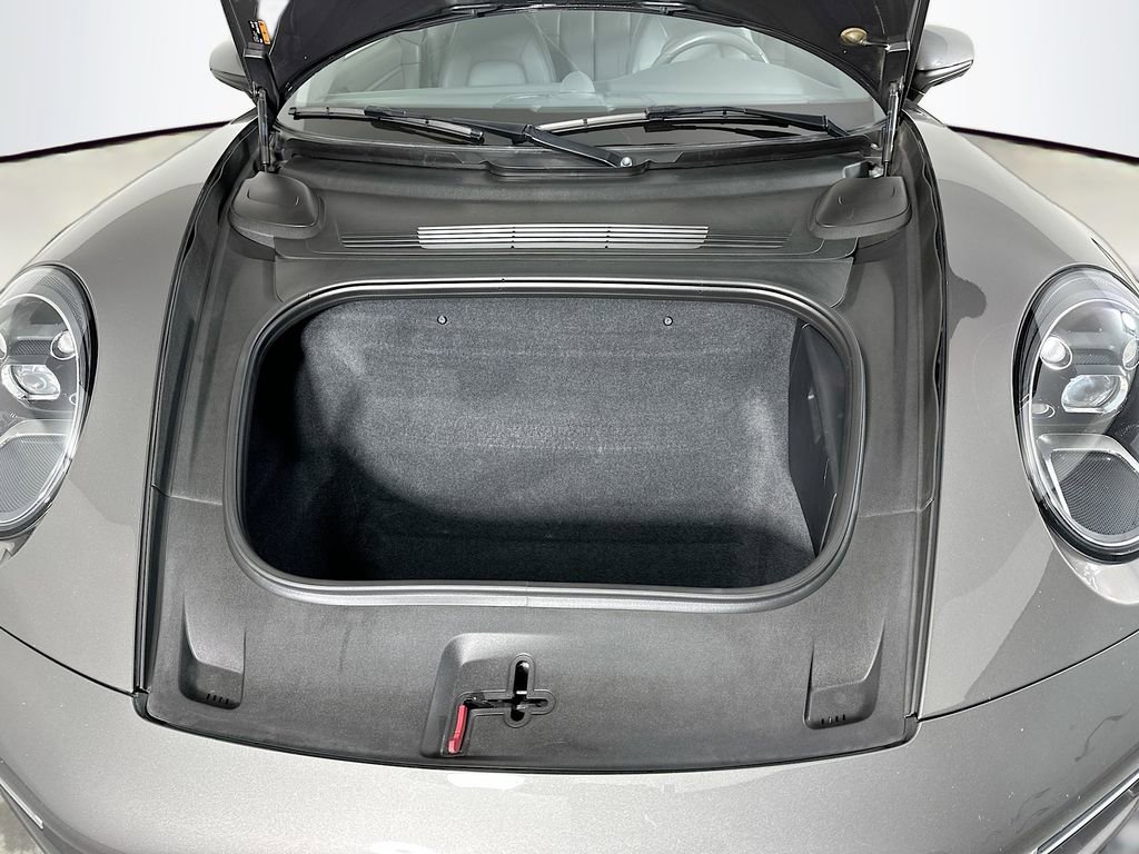 Used 2020 Porsche 911 Carrera S image 32