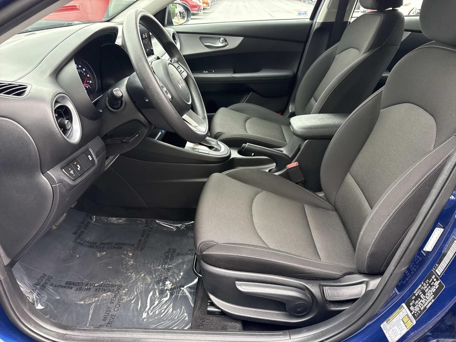 Used 2023 Kia Forte LXS w/ LXS Technology Package FWD image 28