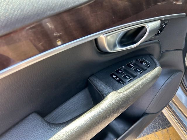 Used 2019 Volvo XC90 T6 Momentum w/ Advanced Package AWD/4WD image 31