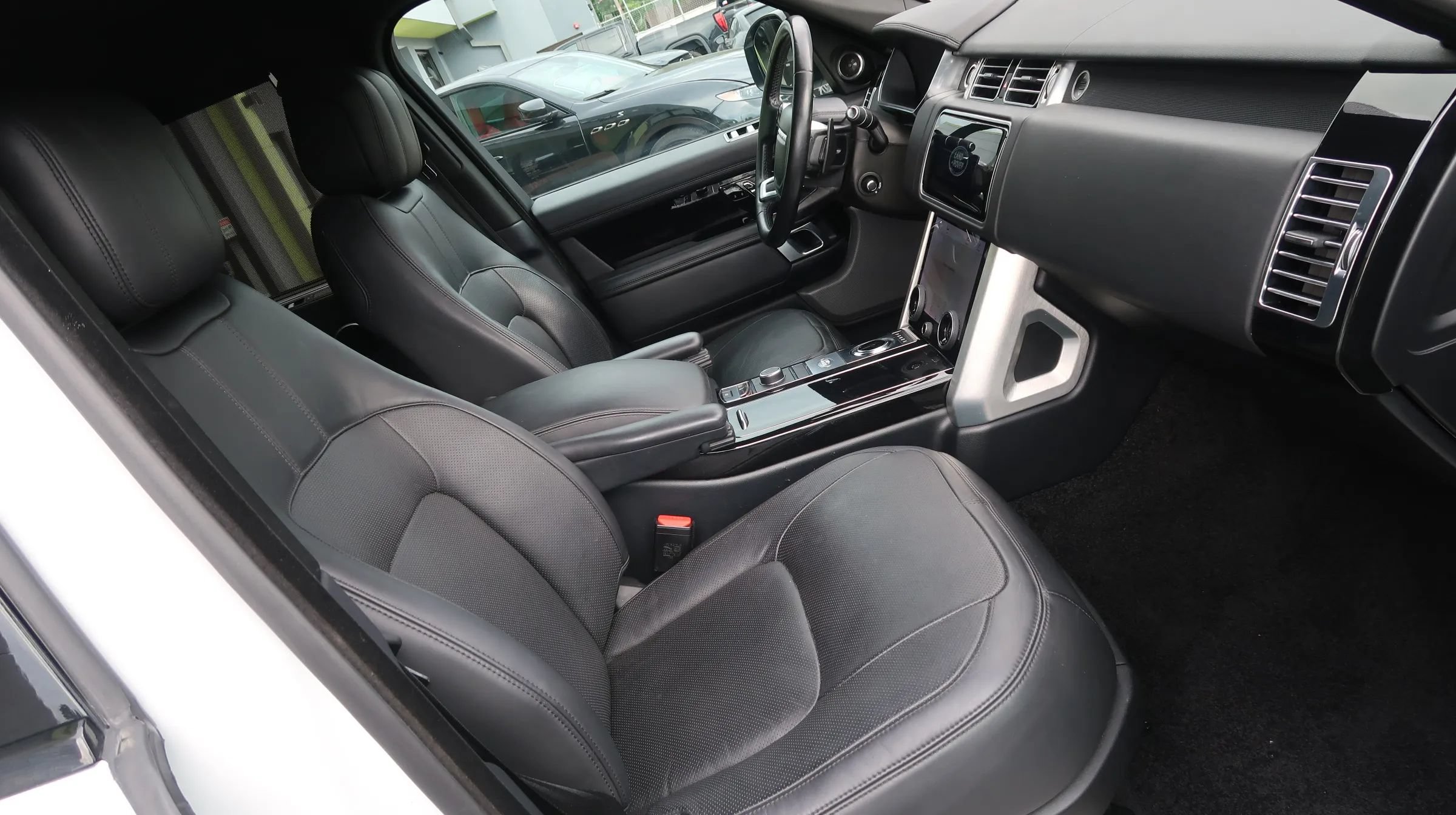 Used 2018 Land Rover Range Rover Long Wheelbase Supercharged AWD/4WD image 26