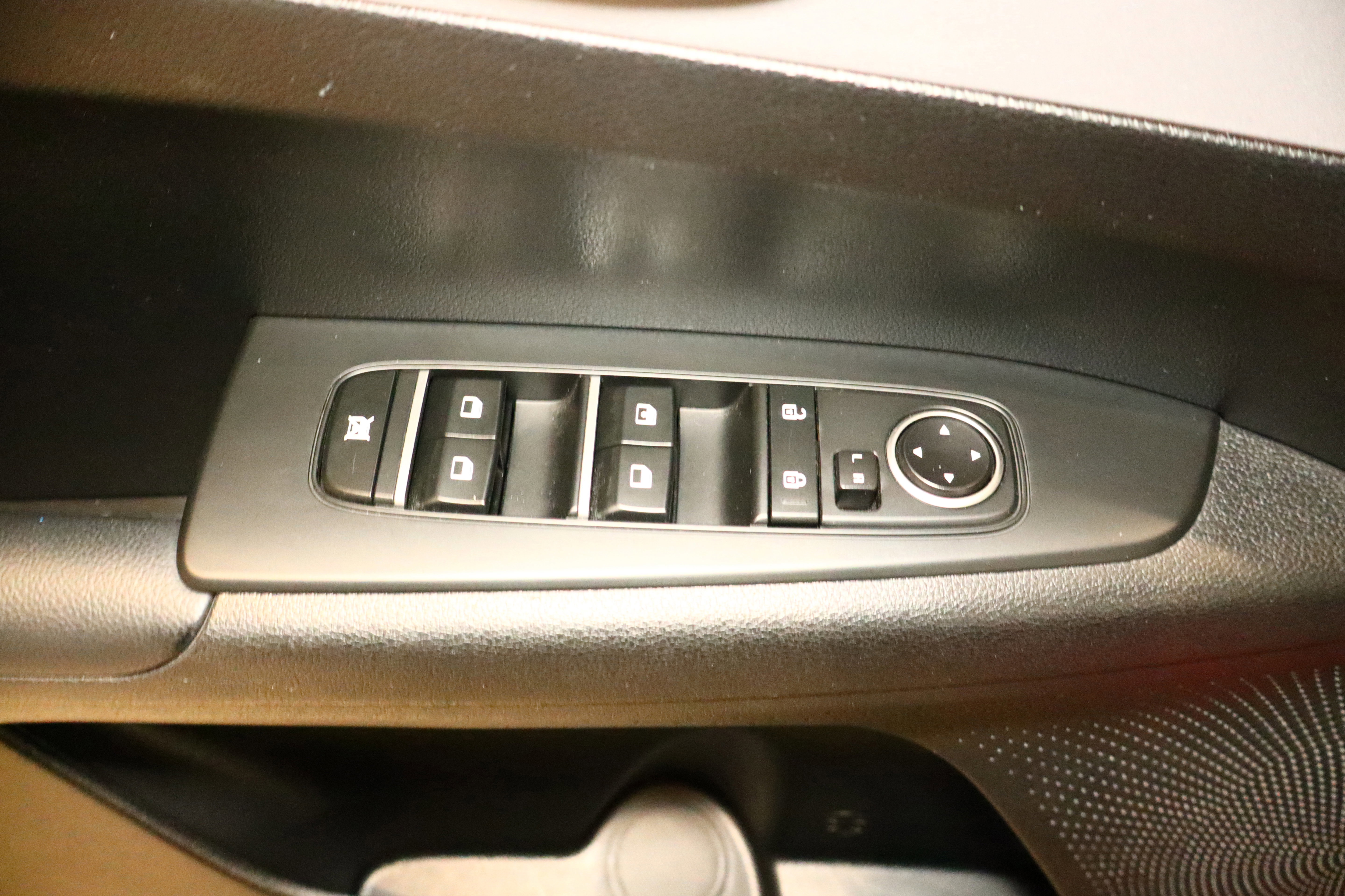 Used 2024 Kia Forte LXS image 36