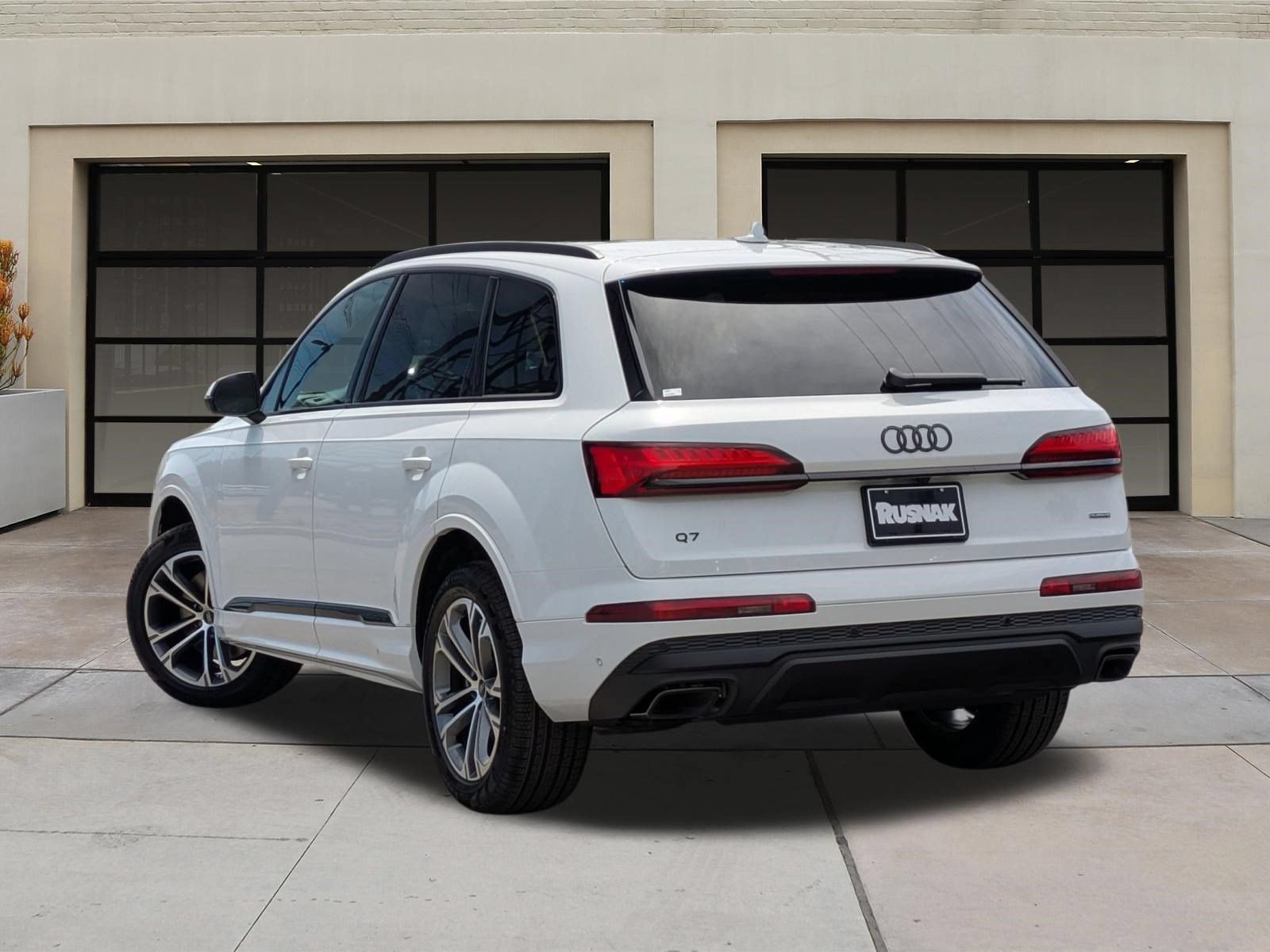 New 2026 Audi Q7 2.0T Premium Plus AWD/4WD image 3